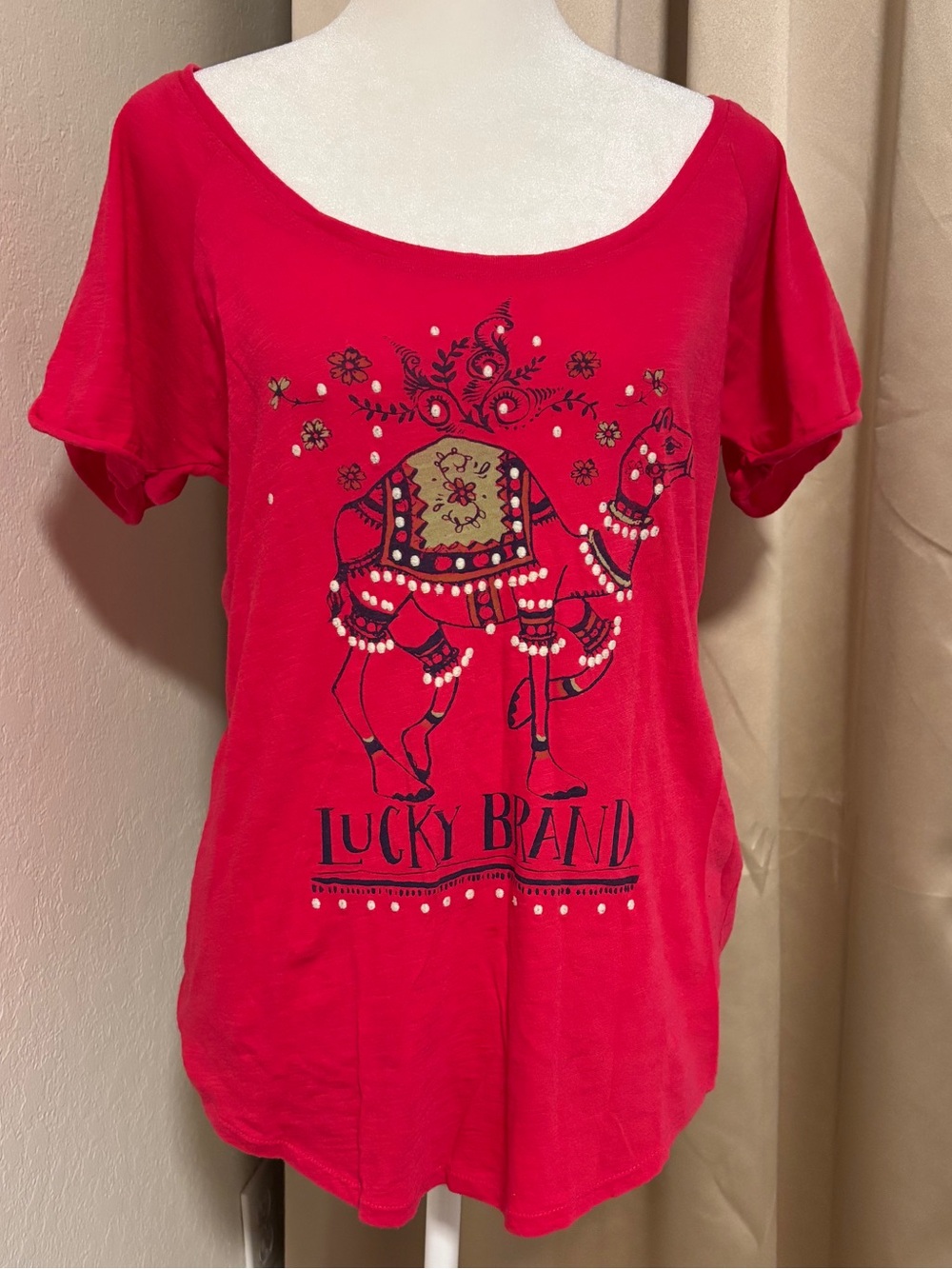 Lucky Brand Scarlet Red Embellished Camel Graphic Tee, size S
